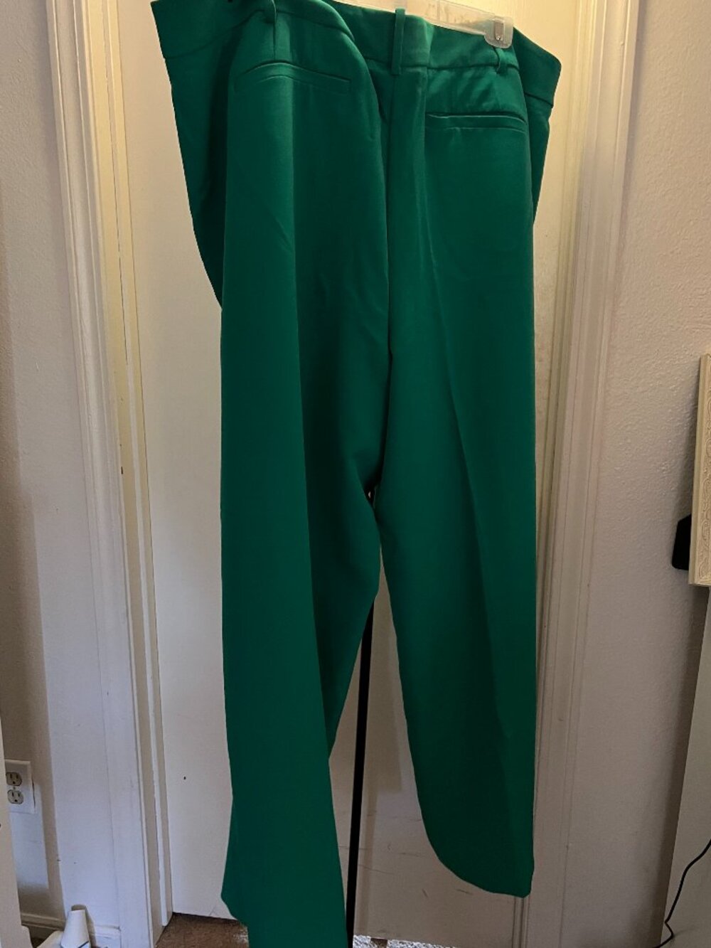 Lane Bryant Green Pant Suit.  Bundle Jacket W-28 -Slacks W26 - Picture 6 of 6